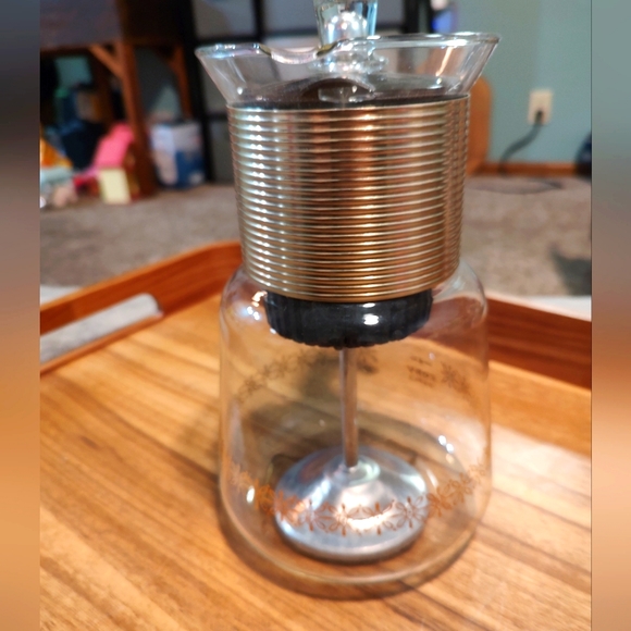 Vintage MCM Cory 8 cup coffee maker / pot / carafe - Picture 5 of 15